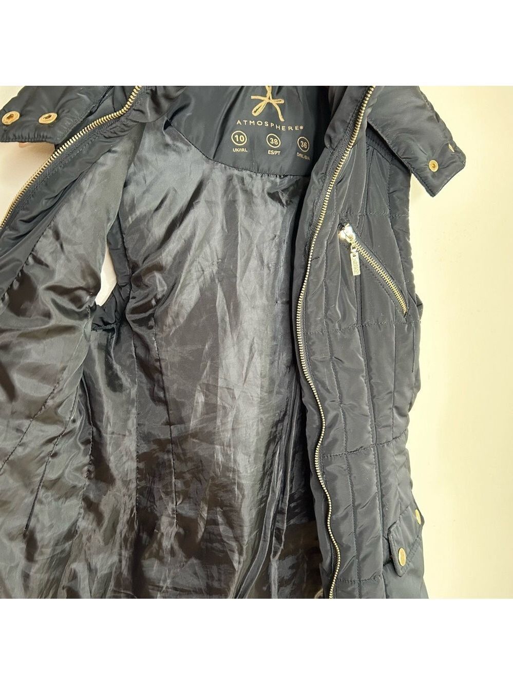 Atmosphere Black Quilted Puffer Vest Hood Shaped Fit Size 6 - Picture 6 of 11